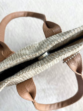 Cargar imagen en el visor de la galería, VINERA DORADA