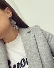 Cargar imagen en el visor de la galería, Aretes Katia
