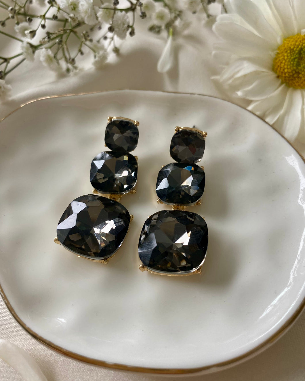 Aretes Naila Gris