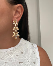 Cargar imagen en el visor de la galería, Aretes Zayda

