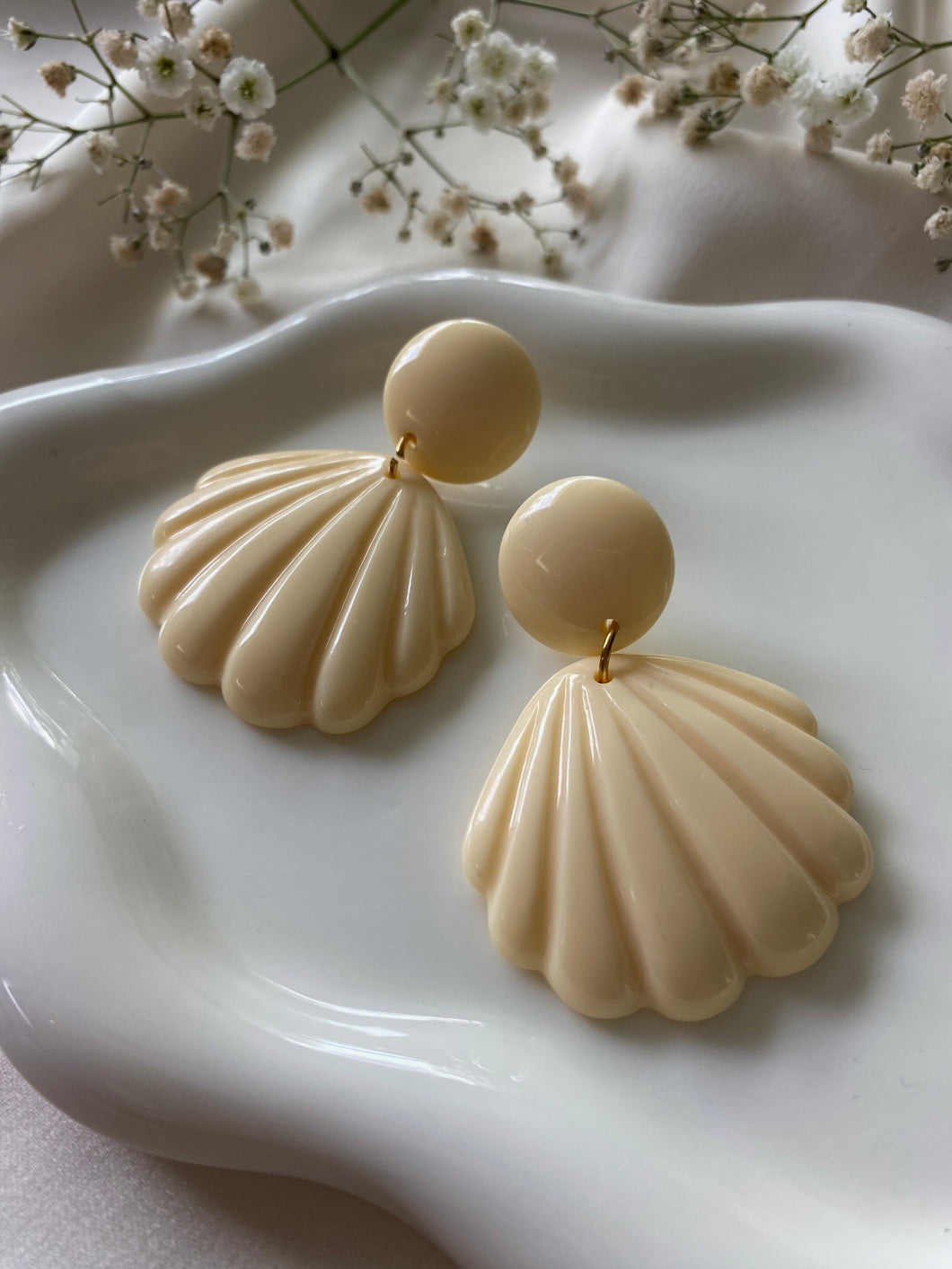 Aretes Mikela