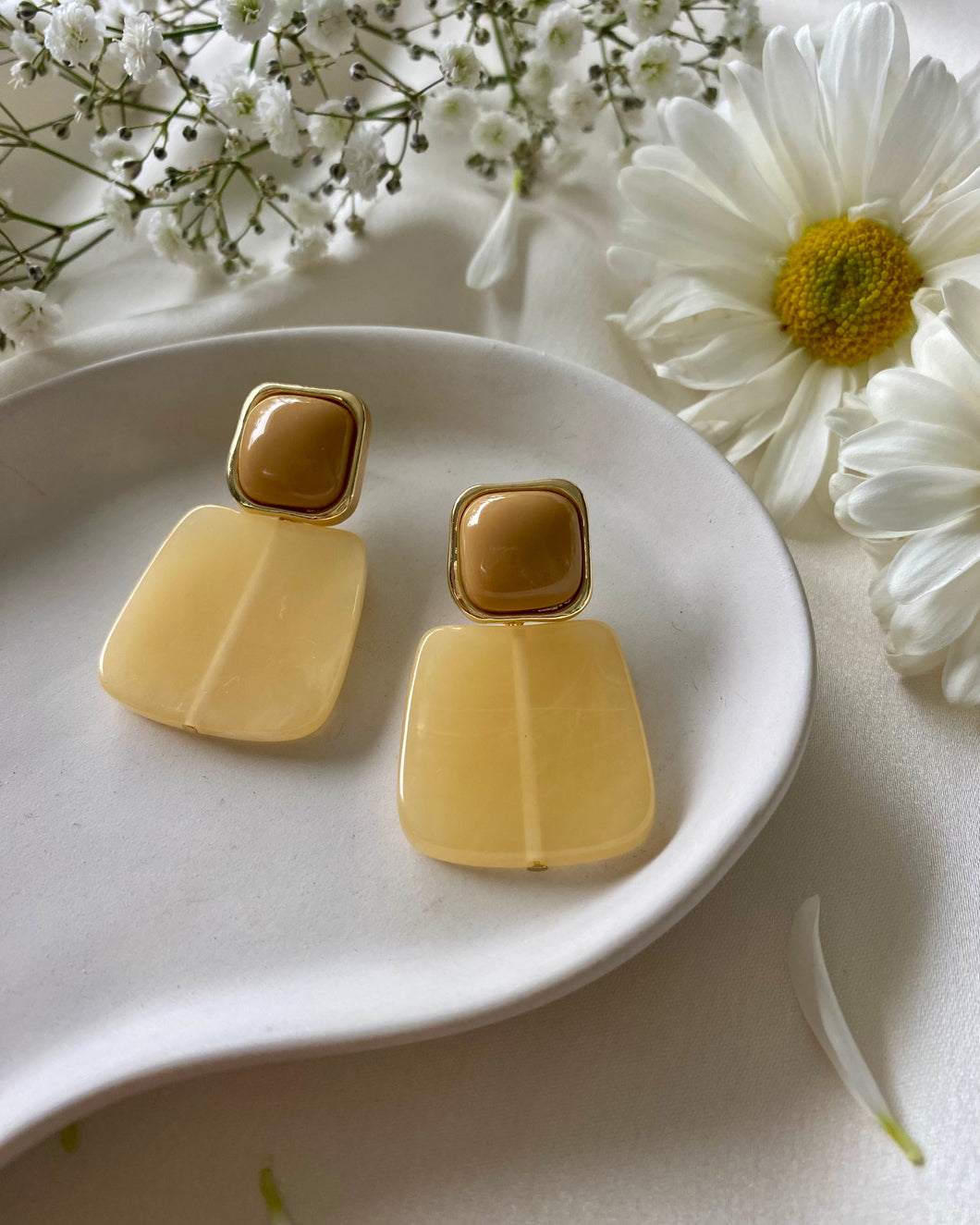 Aretes Alia beige