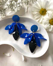 Cargar imagen en el visor de la galería, Aretes Kaia azules
