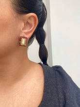 Cargar imagen en el visor de la galería, Aretes Sassy Camel
