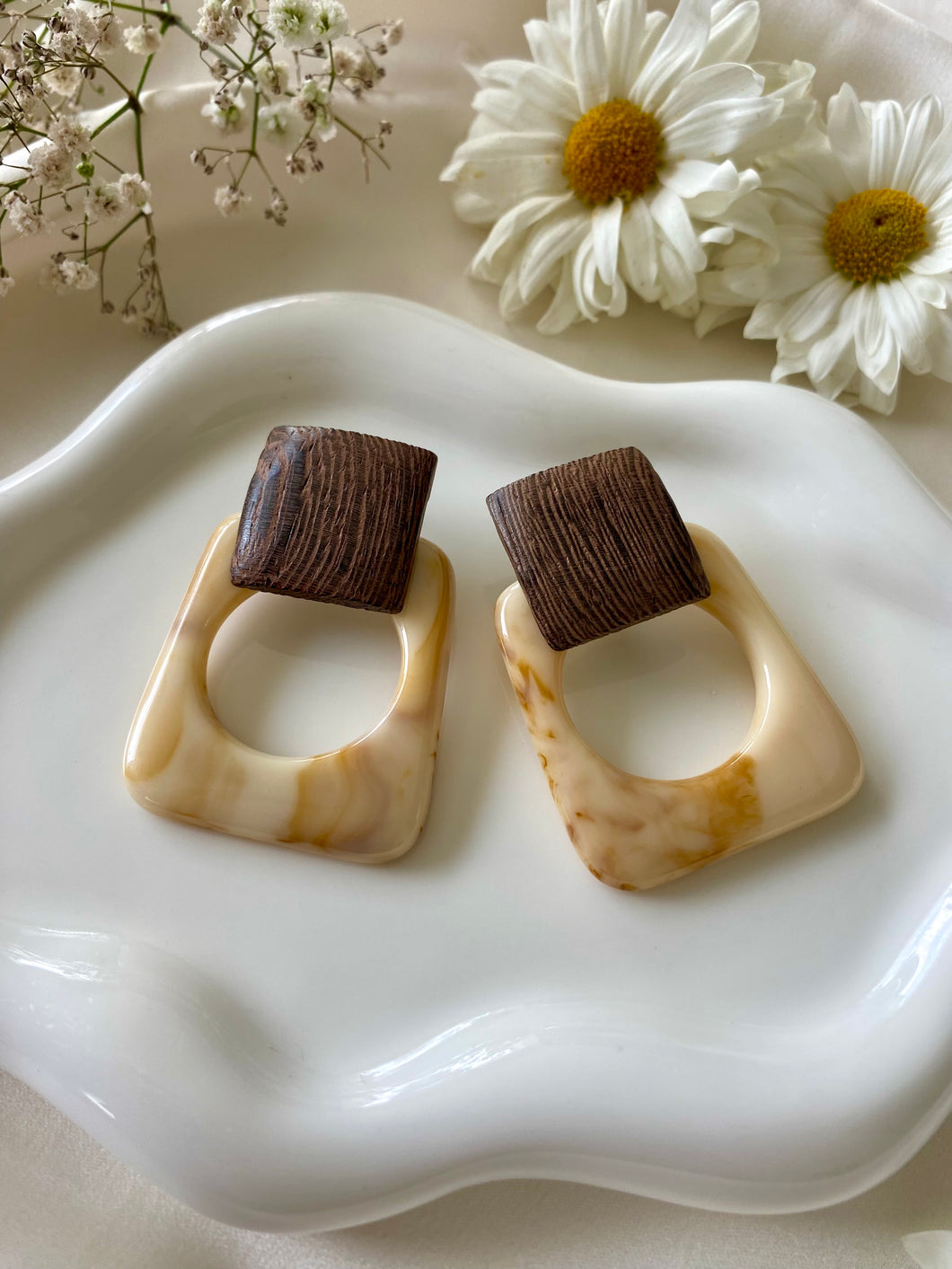 Aretes Issa marrón