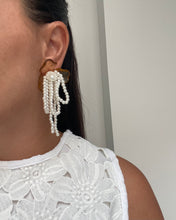 Cargar imagen en el visor de la galería, Aretes Sara
