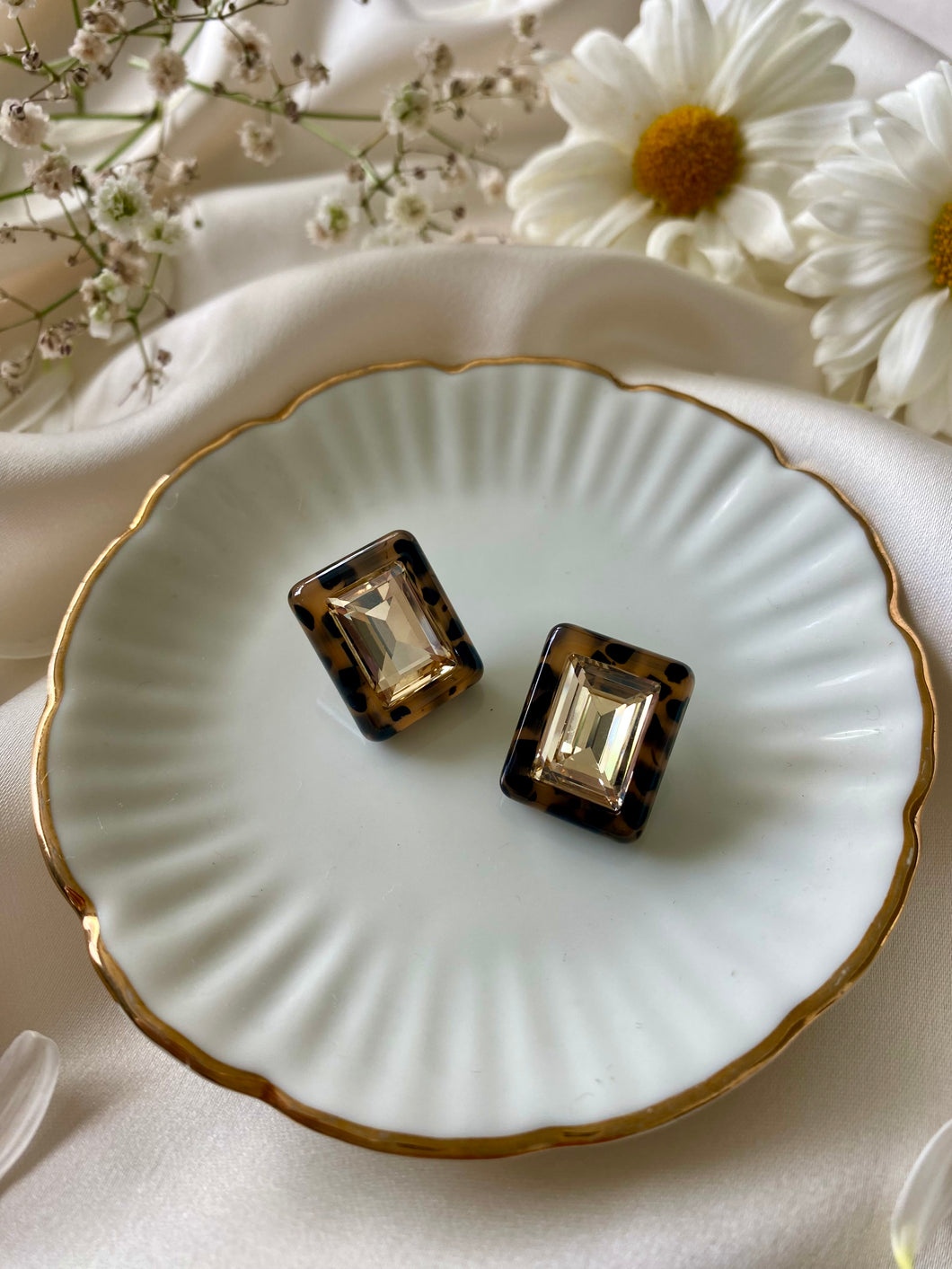 Aretes Sassy Marrón