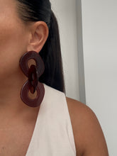 Cargar imagen en el visor de la galería, Aretes Asia Marrones Large
