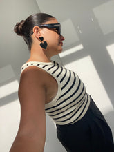 Cargar imagen en el visor de la galería, Aretes Kiva
