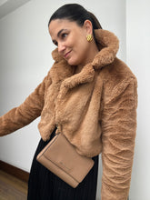 Cargar imagen en el visor de la galería, Aretes Mylah
